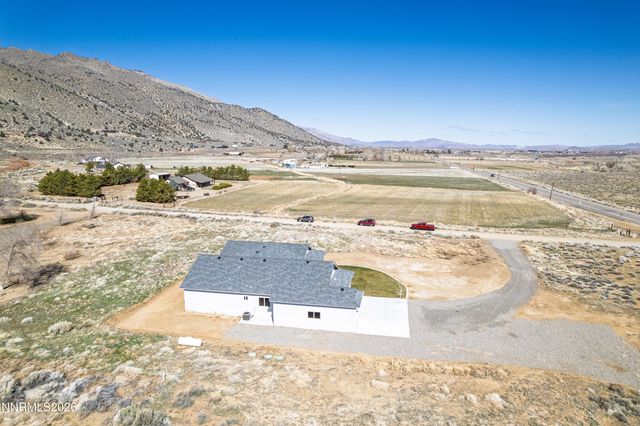 5 Pit Road, Wellington, NV 89444