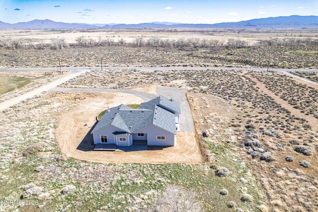 5 Pit Road, Wellington, NV 89444