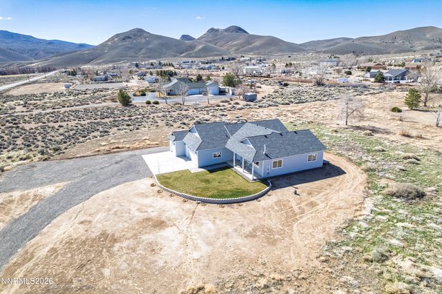 5 Pit Road, Wellington, NV 89444