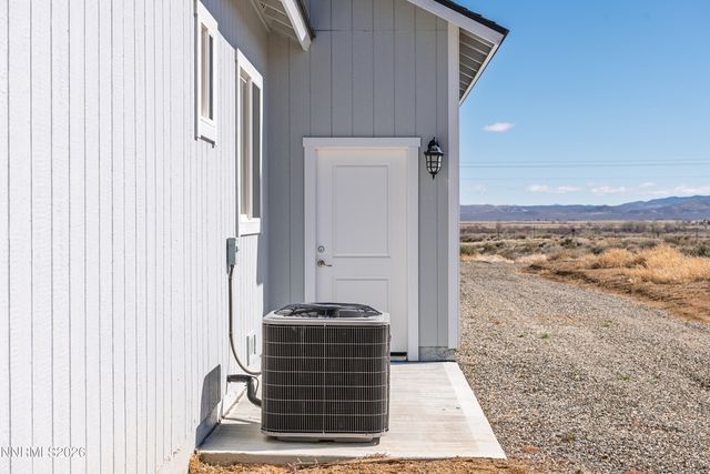 5 Pit Road, Wellington, NV 89444