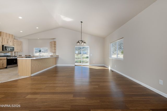 5 Pit Road, Wellington, NV 89444