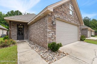 31 Riviera Drive, Hattiesburg, MS 39402