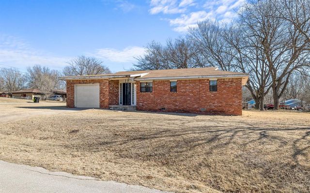 430 N 8th Avenue, Purcell, OK 73080