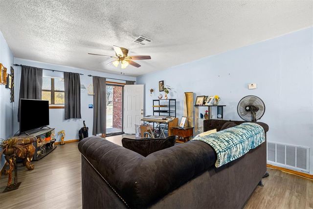 430 N 8th Avenue, Purcell, OK 73080