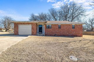 430 N 8th Avenue, Purcell, OK 73080
