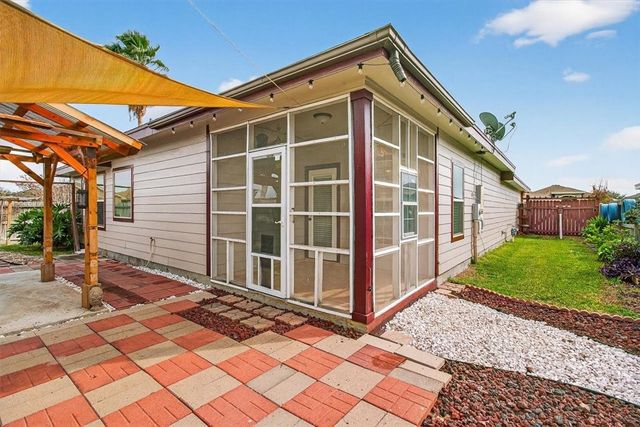 6901 Anastasia, Corpus Christi, TX 78413