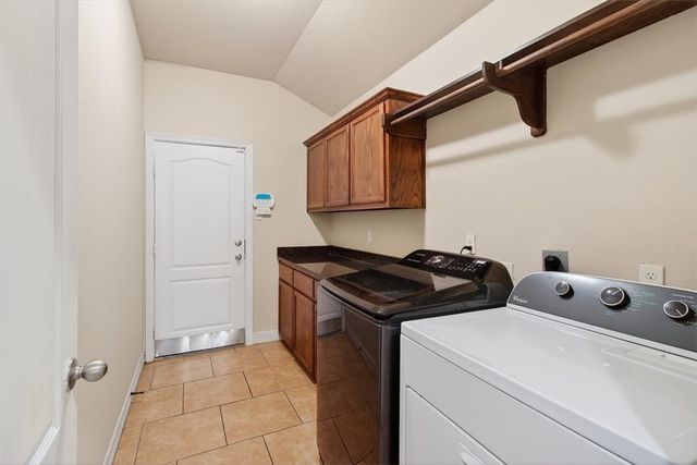 6901 Anastasia, Corpus Christi, TX 78413