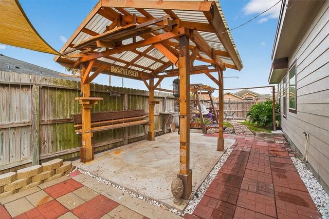 6901 Anastasia, Corpus Christi, TX 78413