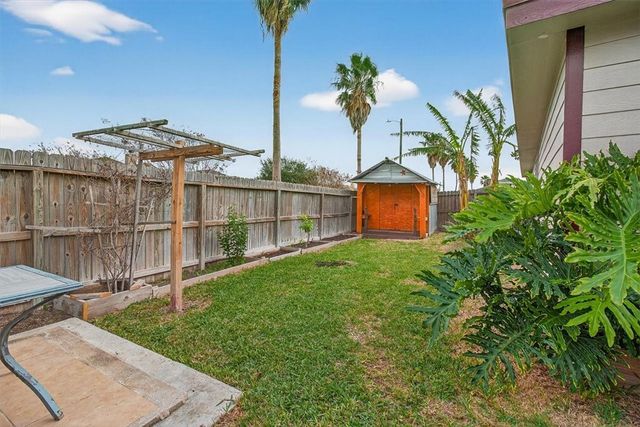 6901 Anastasia, Corpus Christi, TX 78413