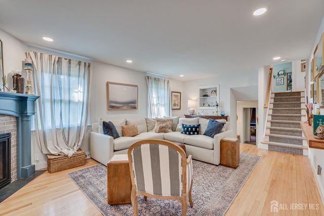 22 Spear Street, Metuchen, NJ 08840