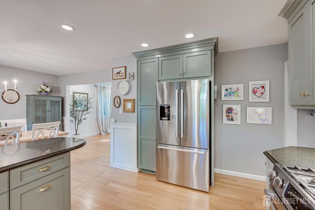 22 Spear Street, Metuchen, NJ 08840