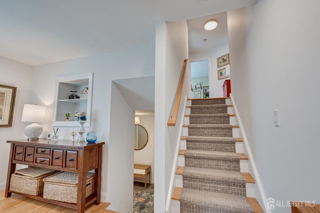 22 Spear Street, Metuchen, NJ 08840
