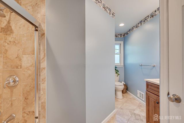 22 Spear Street, Metuchen, NJ 08840