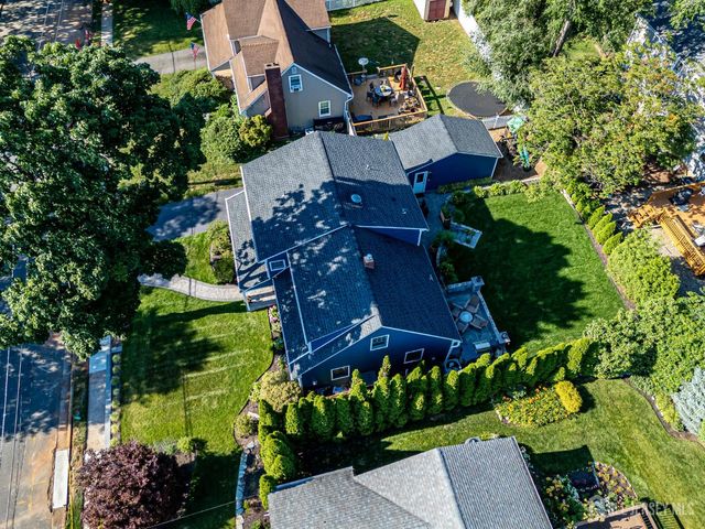 22 Spear Street, Metuchen, NJ 08840