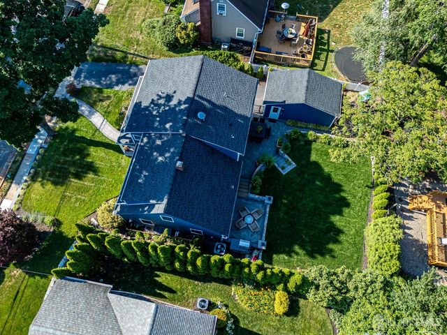 22 Spear Street, Metuchen, NJ 08840