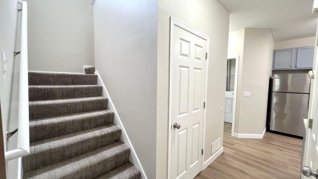 17050 78th Place N, Maple Grove, MN 55311