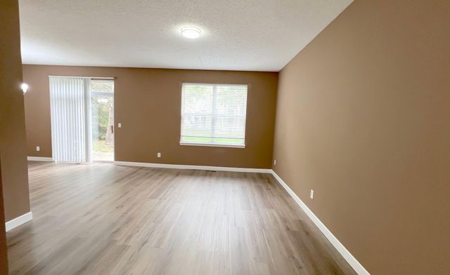 17050 78th Place N, Maple Grove, MN 55311