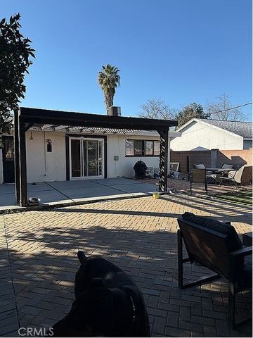 7446 Kentland, West Hills, CA 91307