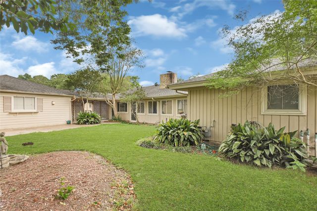 1418 Pirates Cove, Houston, TX 77058