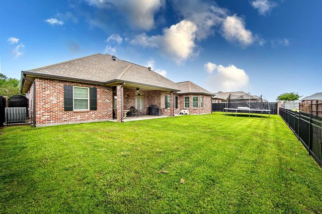 172 Union Dr, Thibodaux, LA 70301