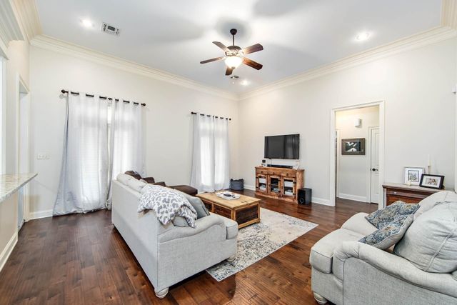 172 Union Dr, Thibodaux, LA 70301