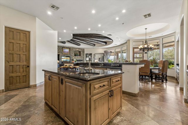 8646 E Bronco Trail, Scottsdale, AZ 85255