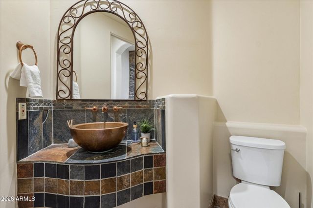 8646 E Bronco Trail, Scottsdale, AZ 85255