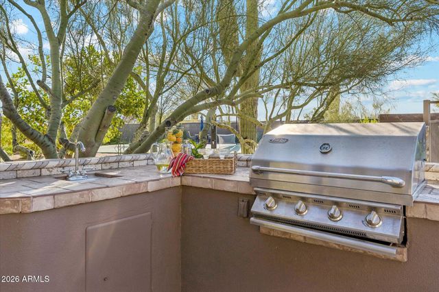 8646 E Bronco Trail, Scottsdale, AZ 85255