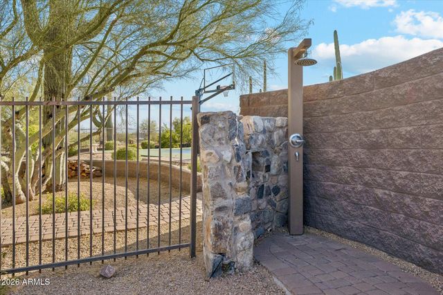 8646 E Bronco Trail, Scottsdale, AZ 85255