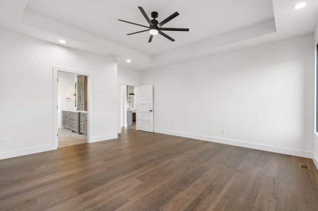 1999 N Alysheba Court, Springfield, MO 65802