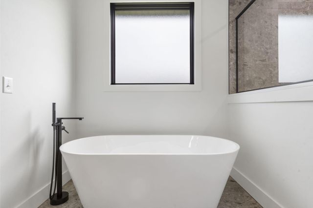 1999 N Alysheba Court, Springfield, MO 65802