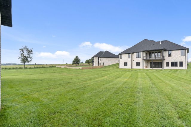 1999 N Alysheba Court, Springfield, MO 65802