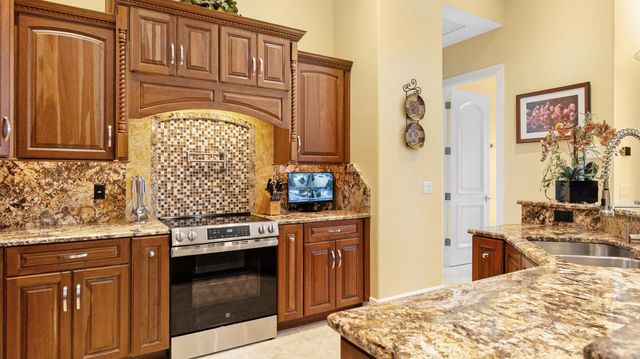 371 SE 15 Avenue, Pompano Beach, FL 33060