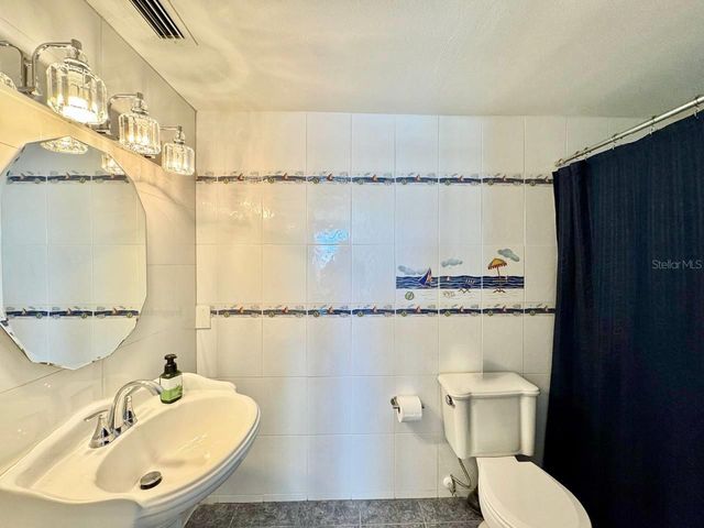 5017 ANCHOR WAY, New Port Richey, FL 34652