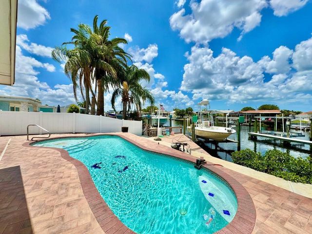 5017 ANCHOR WAY, New Port Richey, FL 34652