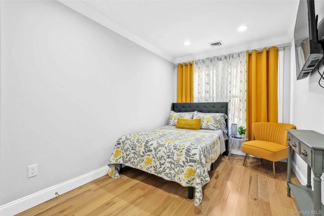 24 Jefferson Avenue, Roosevelt, NY 11575