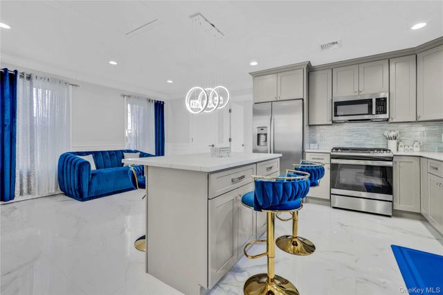 24 Jefferson Avenue, Roosevelt, NY 11575