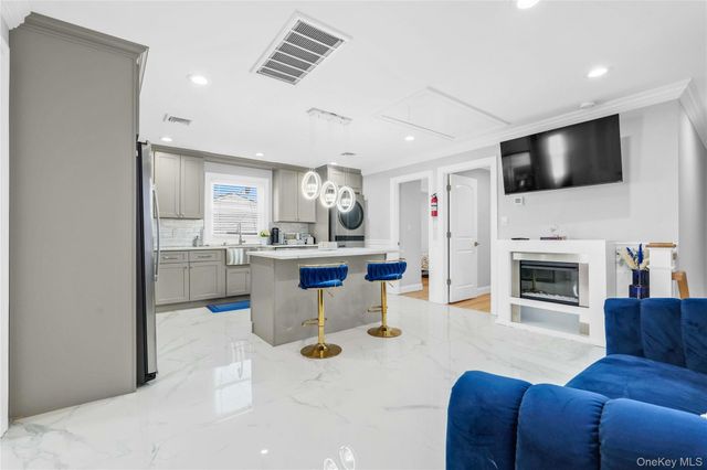 24 Jefferson Avenue, Roosevelt, NY 11575