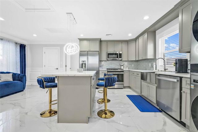 24 Jefferson Avenue, Roosevelt, NY 11575