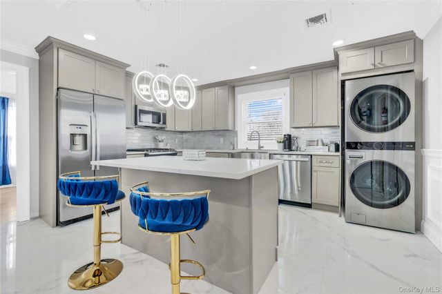 24 Jefferson Avenue, Roosevelt, NY 11575