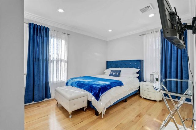 24 Jefferson Avenue, Roosevelt, NY 11575