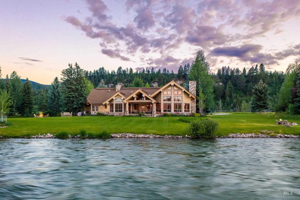 567 & 605 Snake River Rd, Swan Valley, ID 83449 photo 3