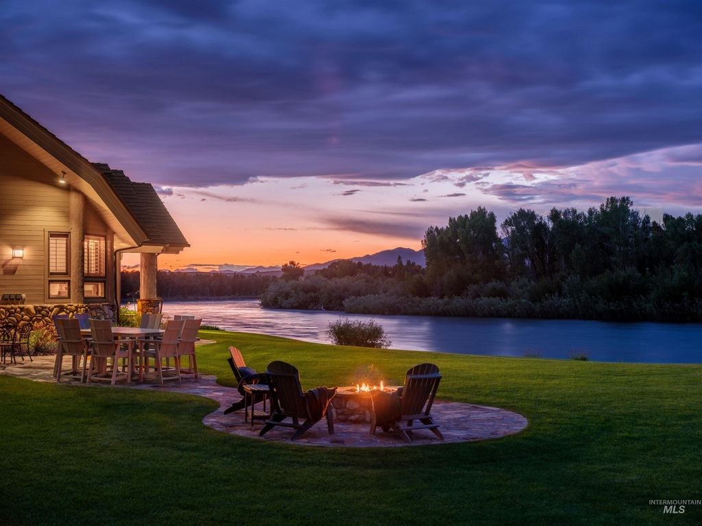 567 & 605 Snake River Rd, Swan Valley, ID 83449 photo 5