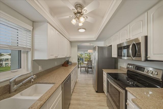 633 ALHAMBRA ROAD 301, Venice, FL 34285