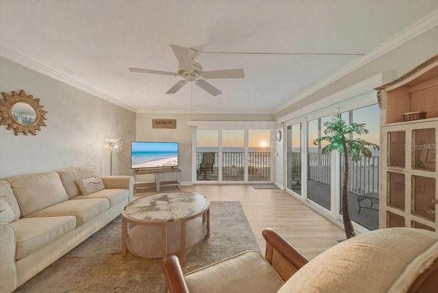 633 ALHAMBRA ROAD 301, Venice, FL 34285