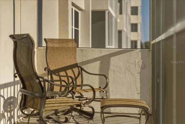 633 ALHAMBRA ROAD 301, Venice, FL 34285