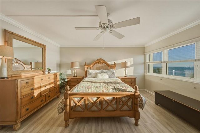 633 ALHAMBRA ROAD 301, Venice, FL 34285