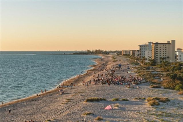 633 ALHAMBRA ROAD 301, Venice, FL 34285