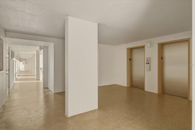 633 ALHAMBRA ROAD 301, Venice, FL 34285