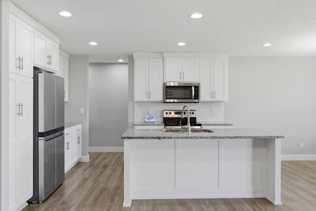 1233 S Antietam Road, Republic, MO 65738